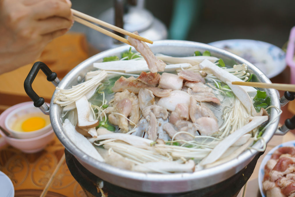 Thailändisches Fondue / Hot Pot mit BBQGrill DieKochstube